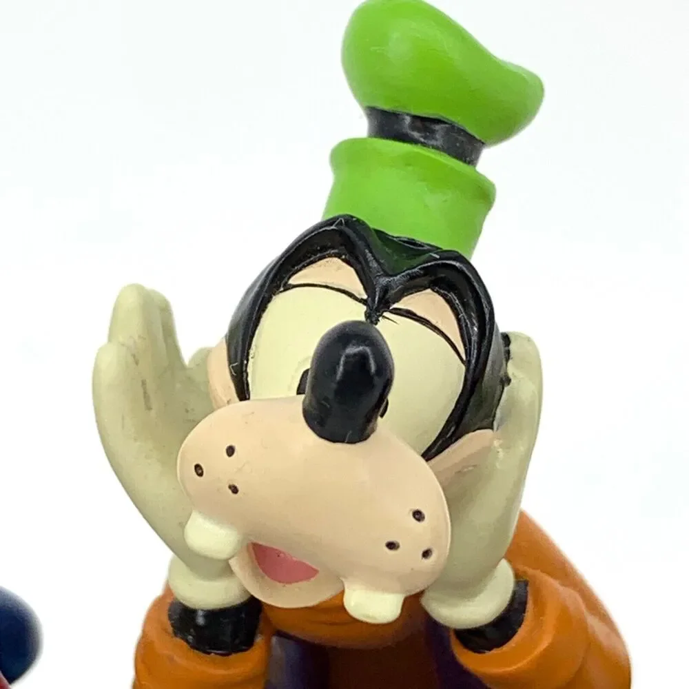 Walt Disney World Best Friends Quartz Clock Mickey Minnie Donald Goofy Pluto